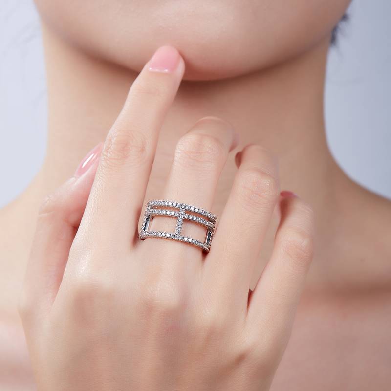I-shaped ring S925 silver plated platinum, moissanite diamond, and cherry stone